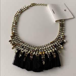 Express Choker necklace